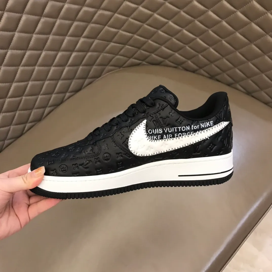 Men's shoes💰p440 "*oui* Vuitto*" x OFF-WHITE x Nike three-party collaboration! Trendy and cool men's casual sports shoes with unrivaled color matching. The design idea basically continues the style of THE TEN. The Swoosh line and tongue label have a very familiar visual effect and are both fashionable and trendy! A must-have for fashionistas! The effect on your feet is absolutely stunning! Size: 38-45